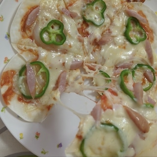 餃子の皮で簡単絶品ピザ！